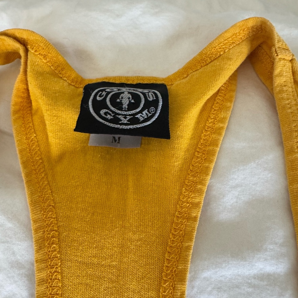 Golds Gym, Medium, Gold
